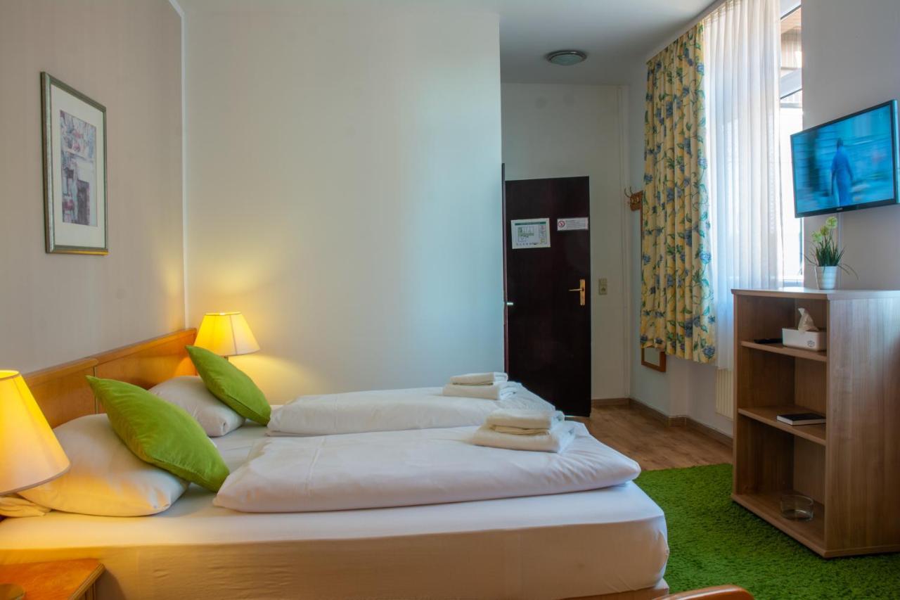 Hotel Klosterturm Χιλντεσχάιμ Εξωτερικό φωτογραφία